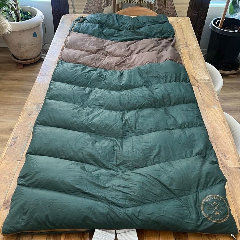 Kelty Galactic 30F/ -1C Regular Down Sleeping Bag Green & Brown 34 in x 76 in